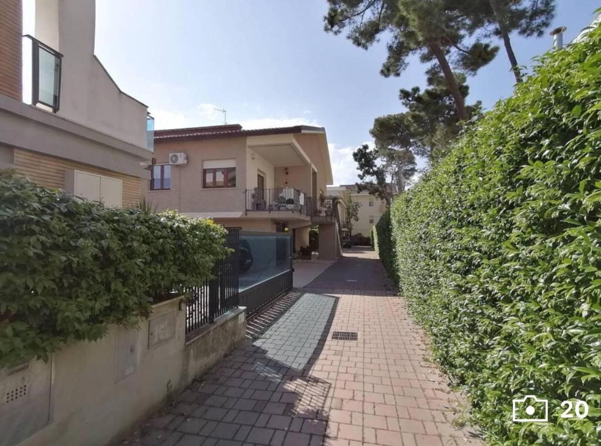 Un Posto Al Sole Bed and Breakfast Francavilla Al Mare Exteriör bild